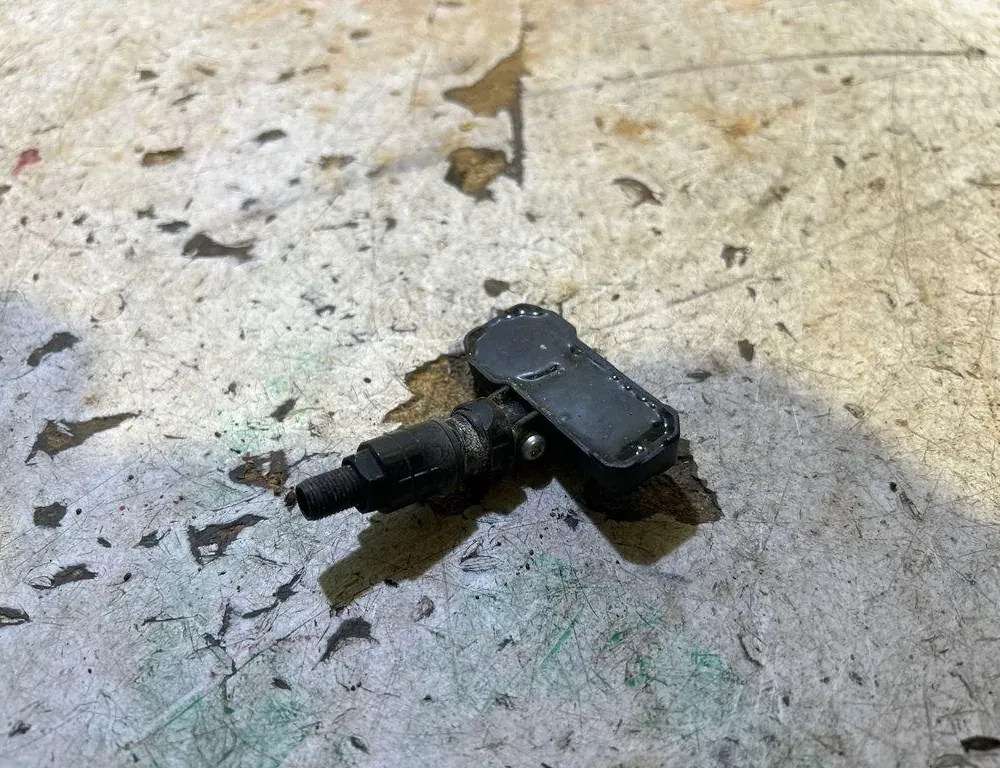 HYUNDAI i20 PB (1 generation) (2008-2014) Dæktrykssensor VS62U032 35039679