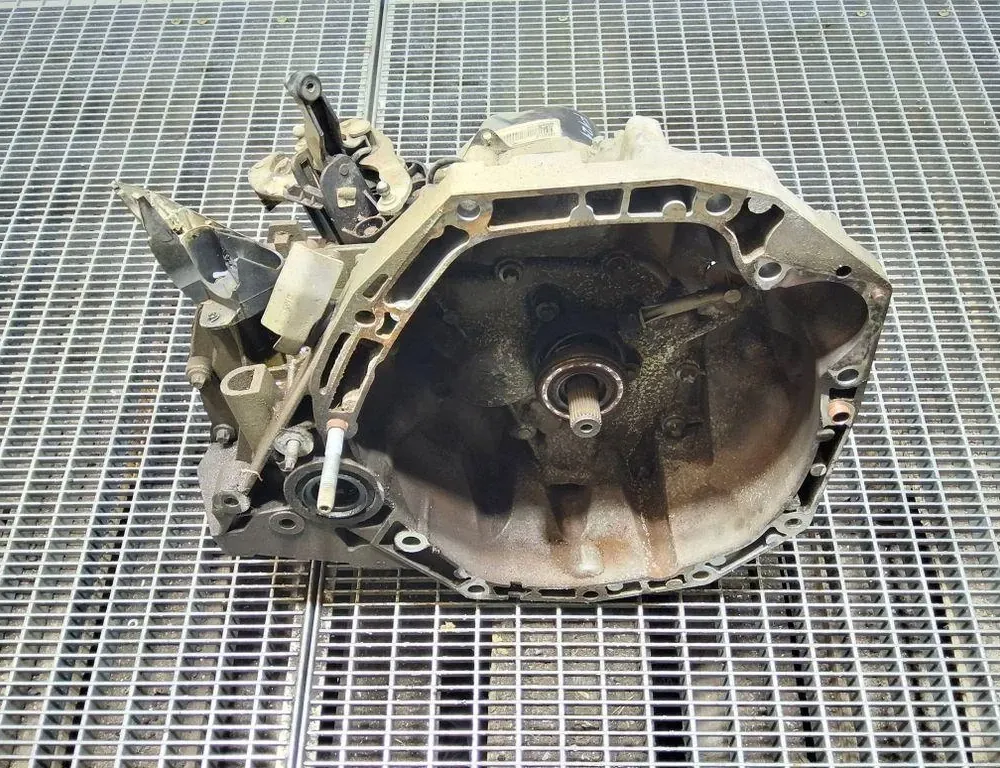 RENAULT Captur 1 generation (2013-2019) Gearkasse JR5332,320102623R 33401737