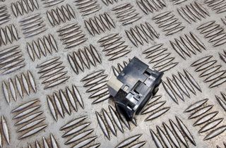 TOYOTA RAV4 5 generation (XA50) (2018-2024) Kontakt til spejljustering 769747 29558774