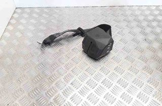 VOLKSWAGEN Passat B7 (2010-2015) Bagerste venstre sikkerhedssele 3C9857805G 32594532