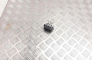 RENAULT Espace 4 generation (2002-2014) Blæser relæ 8200045082 32757503