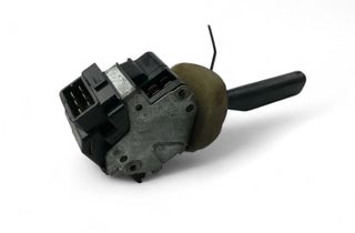 RENAULT Captur 1 generation (2013-2019) Kontrolkontakter til venstre bagdørs rude 829614619R 32050403