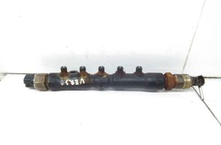 TOYOTA Avensis Verso 1 generation (2001-2003) Brændstofskinne 20330318