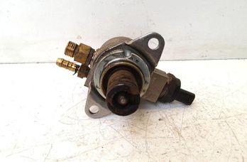 VOLKSWAGEN Golf 6 generation (2008-2015) Brændstofpumpe 03C127026D 29120315