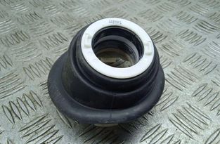 BMW 3 Series F30/F31 (2011-2020) Motorrumsgummi 6858471 31136711