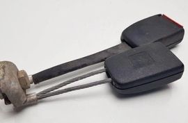 VOLKSWAGEN Passat B7 (2010-2015) Højre bagsæde spænde 3B0857739A 31092208