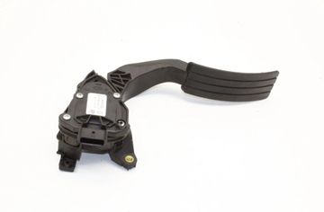 RENAULT Clio 4 generation (2012-2020) Gaspedal 180223454R 32955747