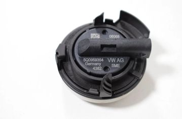 AUDI A3 8V (2012-2020) Forreste venstre stødsensor 5Q0959354 3249784