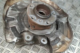 BMW 5 Series F10/F11 (2009-2017) Højre baghjulsnav 6793770 32984737