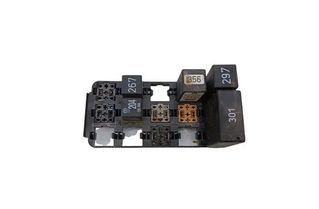 AUDI A6 C6/4F (2004-2011) Sikringsboks 443919578C,4D0907307,4A0919471 25544404