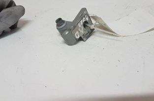 BMW 3 Series F30/F31 (2011-2020) Bagerste højre dørhængsel 7246064 31010342