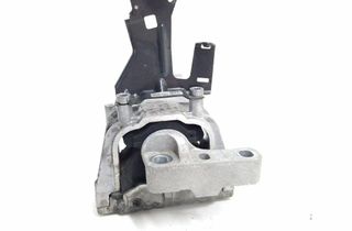 AUDI Q3 F3 (2018-2024) Motorophæng foran 5N0131552E 30559580