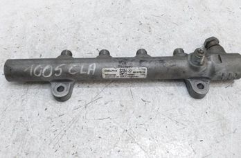 MERCEDES-BENZ CLA-Class C117 (2013-2016) Brændstofskinne A6510700700 30912692