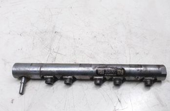 BMW 1 Series E81/E82/E87/E88 (2004-2013) Brændstofskinne 7809127 31044109