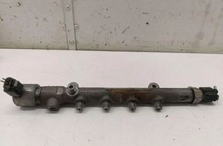 MERCEDES-BENZ C-Class W205/S205/C205 (2014-2023) Brændstofskinne A6510700700 31373558