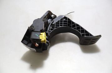 RENAULT 4 1 generation (1962-1991) Gaspedal 32893368