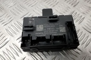 VOLKSWAGEN Golf 7 generation (2012-2024) Forreste højre dørkontrolenhed 5Q4959392C 34726751