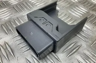 AUDI A3 8V (2012-2020) Brændstofpumpekontrol 5Q0906093 34731071