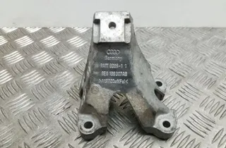 AUDI A4 B6/8E (2000-2005) Venstre side motorbeslag 8E0199307AB 34769903
