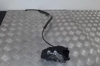 MERCEDES-BENZ G-Class W463 (1990-2024) Bagerste højre dør midterste lås 8200497774 35108258