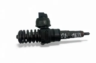 VOLKSWAGEN Caddy 3 generation (2004-2015) Brændstofinjektor 038130073BN,0414720313 33482076