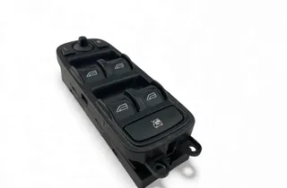 VOLVO V50 1 generation (2003-2012) Forreste venstre dør vindueskontakt 30773210 33499508