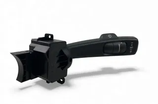 VOLVO V50 1 generation (2003-2012) Visker kontrol 17D770 33501326