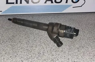 BMW 5 Series F10/F11 (2009-2017) Brændstofinjektor 7810702,0445110478 33961893