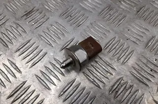 AUDI A7 C7/4G (2010-2020) Brændstoftryksensor 03C906051C 33423089
