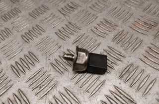 BMW 5 Series F10/F11 (2009-2017) Brændstoftryksensor 7537319 33437593