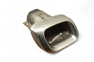 INFINITI Q30 1 generation (2016-2020) Udstødningsrørspids A1564900227 33464268