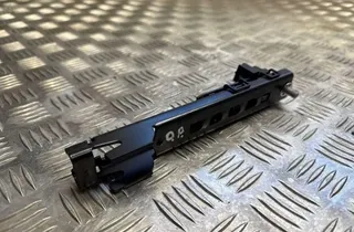 MERCEDES-BENZ C-Class W204/S204/C204 (2004-2015) Højre forreste sikkerhedssele højdejuster A2048600988 33165100