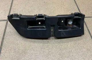 FORD USA Edge 2 generation (2015-2024) Bageste venstre kofangerbeslag FT4B17D949AD 33769575