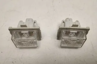 MERCEDES-BENZ CLS-Class C218/X218 (2011-2017) Nummerpladelys A2218200856 33525172