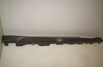 BMW 2 Series G42 (2021-2023) Højre side plastik sideskørtebetræk 8495042 33441694