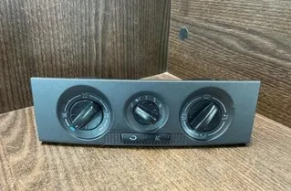 SKODA Fabia 6Y (1999-2007) Andre kontrolenheder 6Q0819445,6Y820045C 27335866