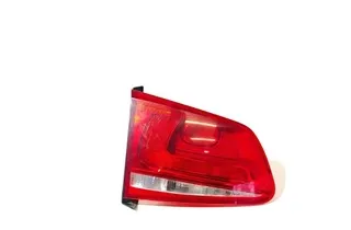 VOLKSWAGEN Touareg 2 generation (2010-2018) Venstre bagklap baglygte 7P6945093A 34038740