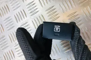 HYUNDAI Santa Fe CM (2006-2013) Forrudevarmekontakt 621W05010 31813689