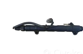 TOYOTA Avensis Verso 1 generation (2001-2003) Brændstofskinne 33447786