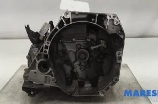 RENAULT Clio 4 generation (2012-2020) Gearkasse 320100969R,320106364R,320106692R 35107775