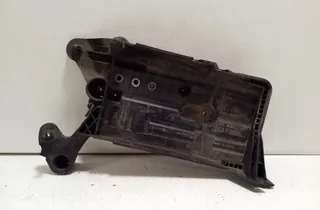 VOLKSWAGEN Passat B8 (2014-2023) Batteripude 5Q0915321J,5Q0915331K 33037867