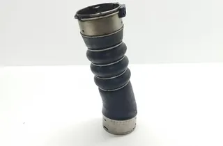 BMW 5 Series F10/F11 (2009-2017) Intercooler Slangerør 7800144 33531976