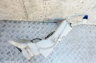 FORD Kuga 1 generation (2008-2013) Vinduesvaskertank 3M5113K163AC,3M5113K163BC,3M5113K163CC 33538920