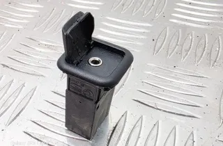 AUDI A1 8X (2010-2020) Yderligere musikafspillerstik 8J0035475 33539036