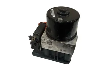 TOYOTA Yaris 2 generation (2005-2012) ABS pumpe 445400D011 33333635