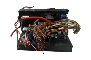 MERCEDES-BENZ E-Class W211/S211 (2002-2009) Sikringsboks 2115457601 33336077