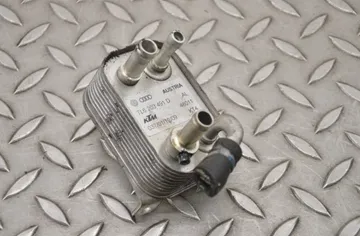 VOLKSWAGEN Touareg 2 generation (2010-2018) Oliekøler 7L6203491D 16048432