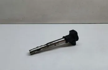 AUDI A4 B9/8W (2015-2024) Højspændings tændspole 07K905715F 33678310