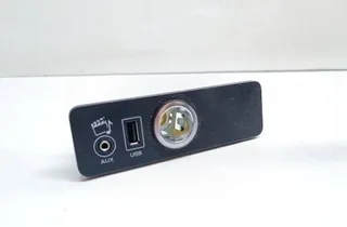 LAND ROVER Range Rover Sport 2 generation (2013-2022) Yderligere musikafspillerstik 28373818 33730940