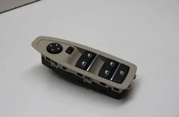 BMW 3 Series F30/F31 (2011-2020) Bagerste højre dør vindueskontrolkontakt 9208110 33733024